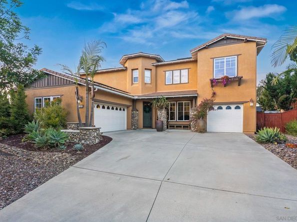 624 Ridgemont Cir, Escondido CA 92027