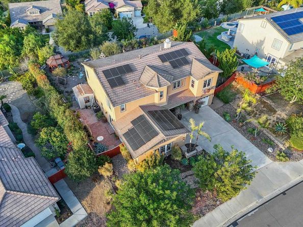 624 Ridgemont Cir, Escondido CA 92027