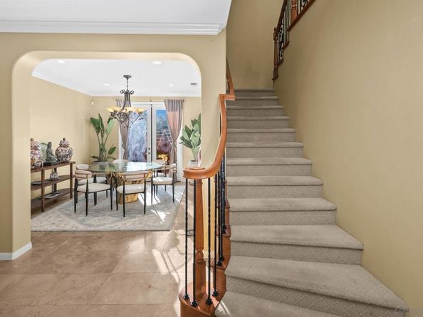 624 Ridgemont Cir, Escondido CA 92027