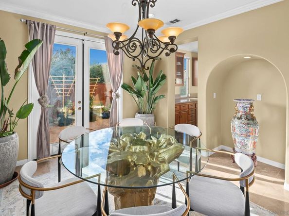 624 Ridgemont Cir, Escondido CA 92027