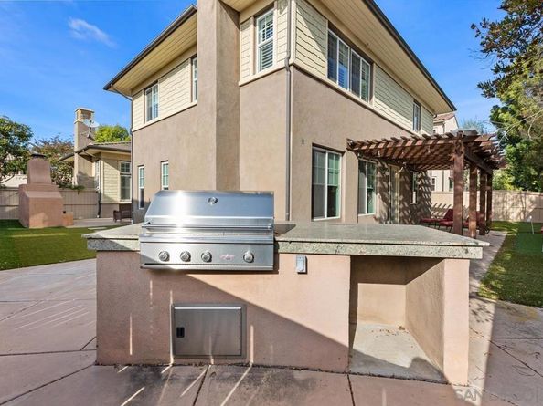 15639 Via Montecristo, San Diego CA 92127