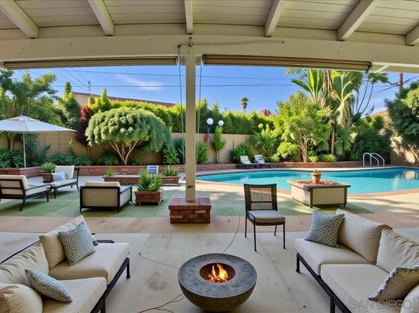 1262 Brittany Cross Rd, North Tustin CA 92705