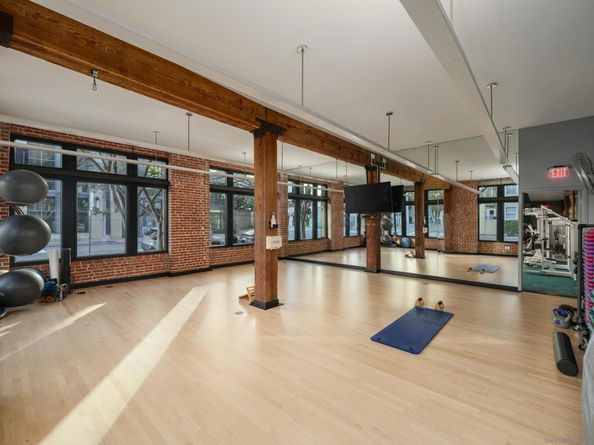 500 W Harbor Dr 915, San Diego CA 92101