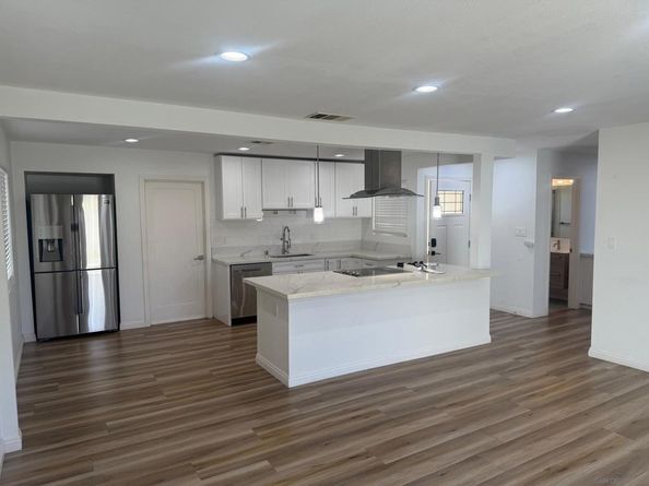 4106 Dellwood St, San Diego CA 92111