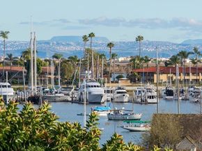 952 Rosecrans, San Diego CA 92106