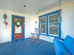 952 Rosecrans, San Diego CA 92106