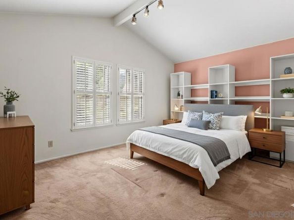 462 Avenida Adobe, Escondido CA 92029