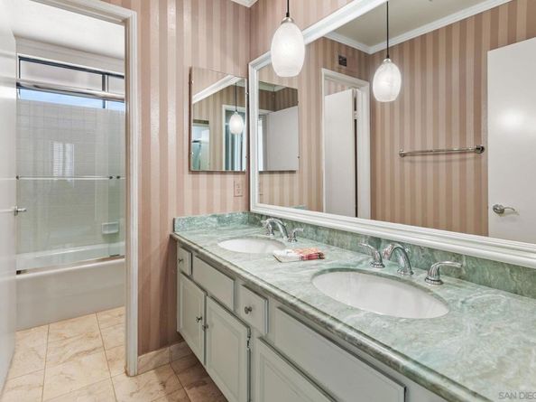 462 Avenida Adobe, Escondido CA 92029