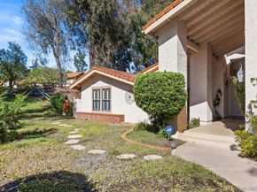 462 Avenida Adobe, Escondido CA 92029