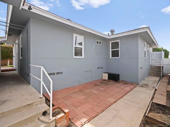 2634 38 Juan St, San Diego CA 92110