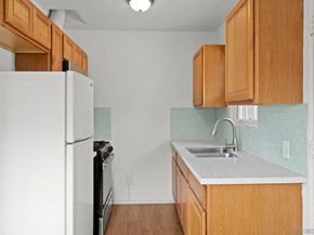 2634 38 Juan St, San Diego CA 92110