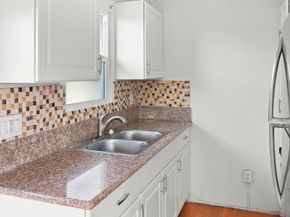 2634 38 Juan St, San Diego CA 92110