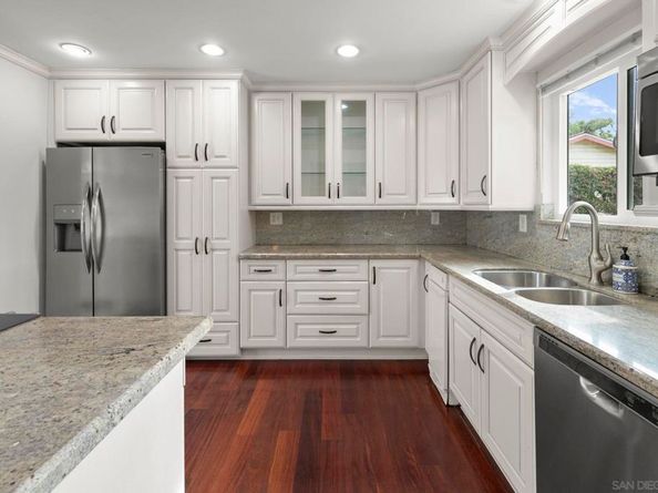 2634 38 Juan St, San Diego CA 92110