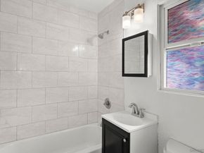 2634 38 Juan St, San Diego CA 92110