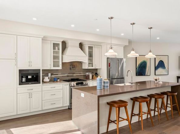 249 Playa Del Norte, La Jolla CA 92037