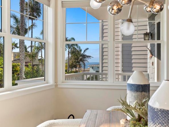 249 Playa Del Norte, La Jolla CA 92037