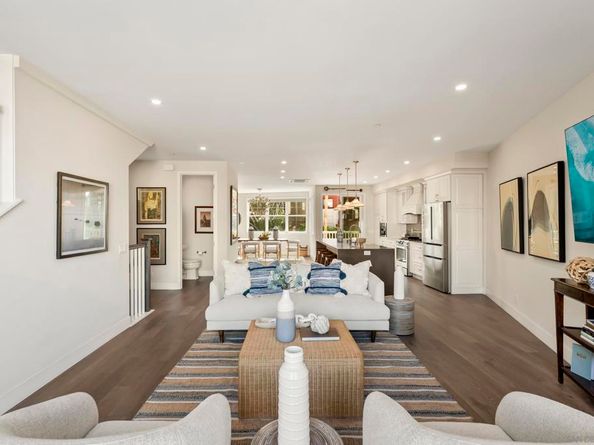 249 Playa Del Norte, La Jolla CA 92037