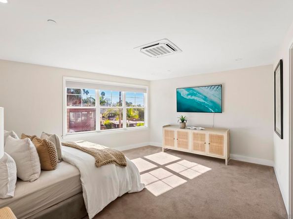 249 Playa Del Norte, La Jolla CA 92037