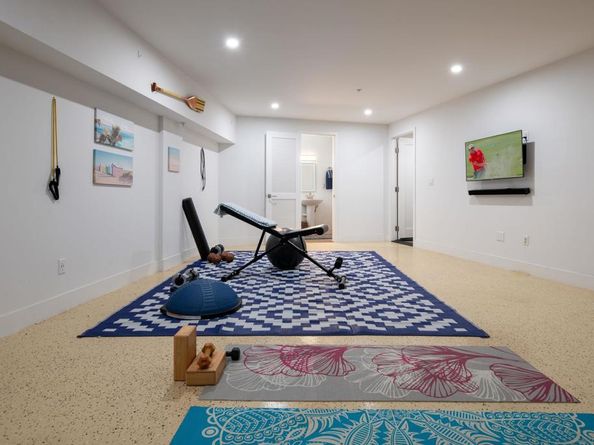 249 Playa Del Norte, La Jolla CA 92037