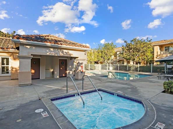 10766 Sabre Hill Dr 258, San Diego CA 92128