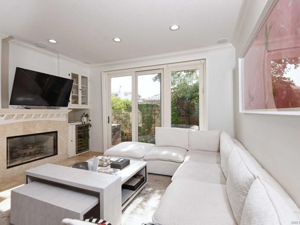 1329 Caminito Balada, La Jolla CA 92037