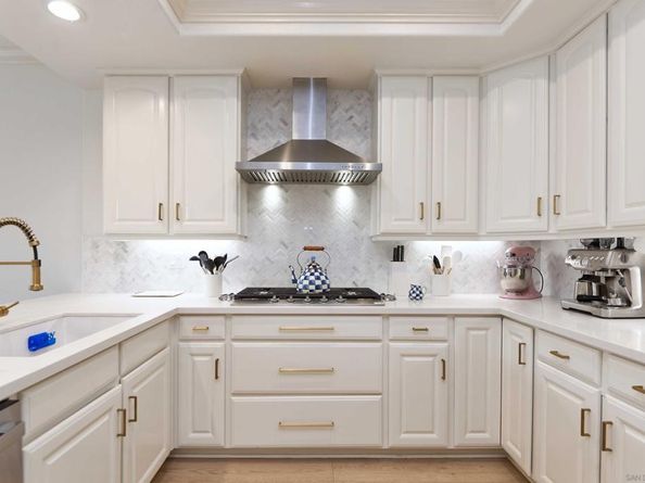 1329 Caminito Balada, La Jolla CA 92037