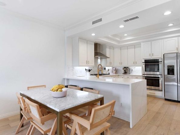 1329 Caminito Balada, La Jolla CA 92037