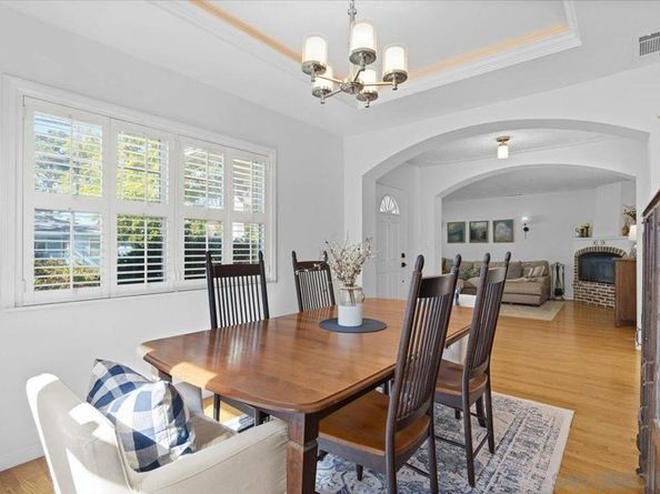 903 Moana Dr, San Diego CA 92106