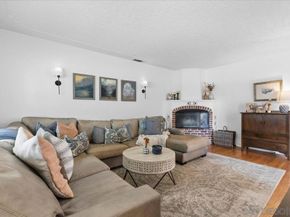 903 Moana Dr, San Diego CA 92106