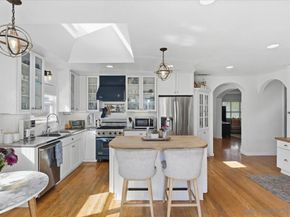 903 Moana Dr, San Diego CA 92106