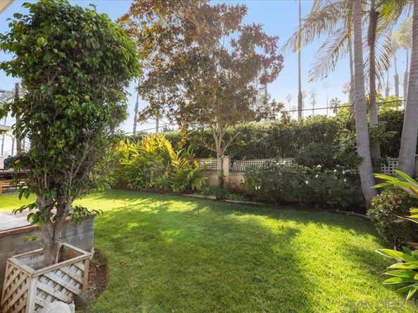 903 Moana Dr, San Diego CA 92106