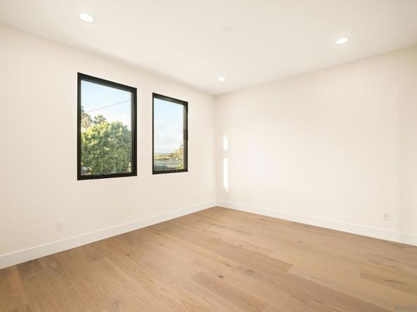 1531 33 Lieta St, San Diego CA 92110