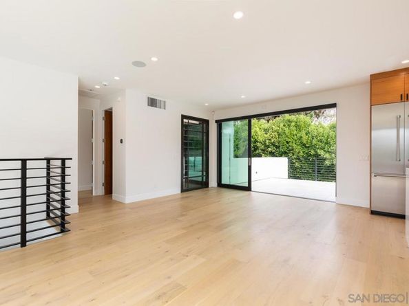 9455 Poole Street, La Jolla CA 92037