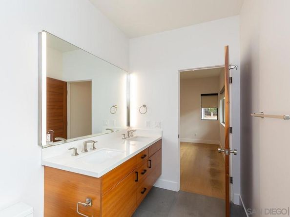 9455 Poole Street, La Jolla CA 92037