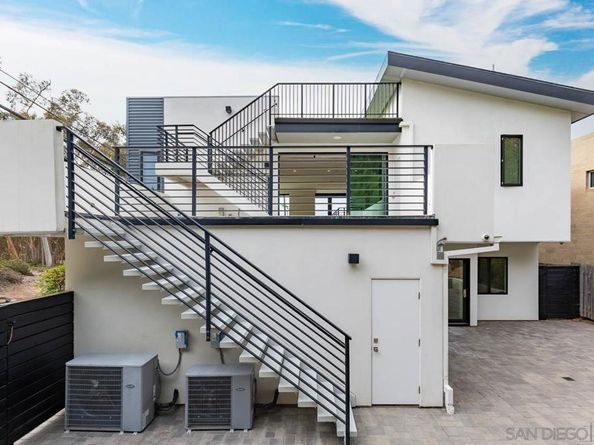 9455 Poole Street, La Jolla CA 92037