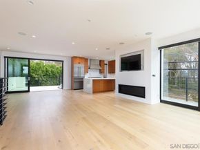 9455 Poole Street, La Jolla CA 92037