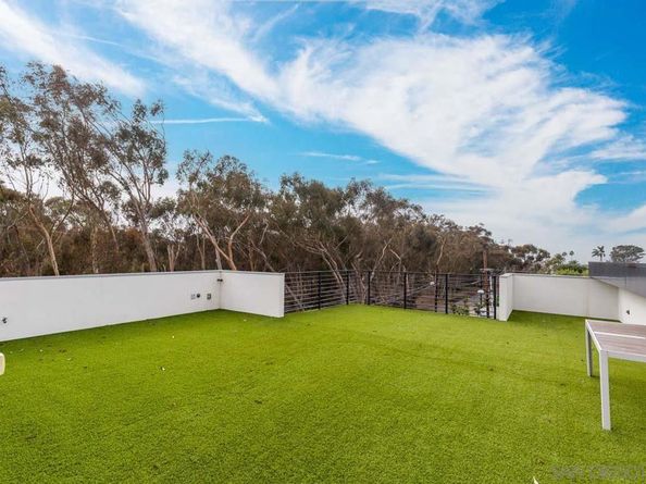 9455 Poole Street, La Jolla CA 92037