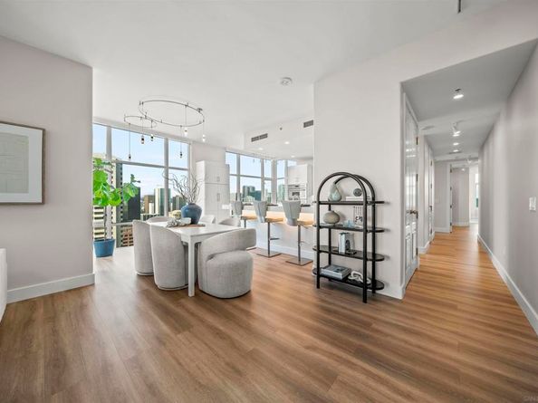 550 Front St 2303, San Diego CA 92101