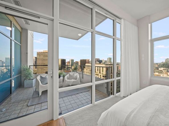 550 Front St 2303, San Diego CA 92101