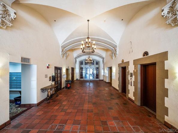 702 Ash St 102, San Diego CA 92101