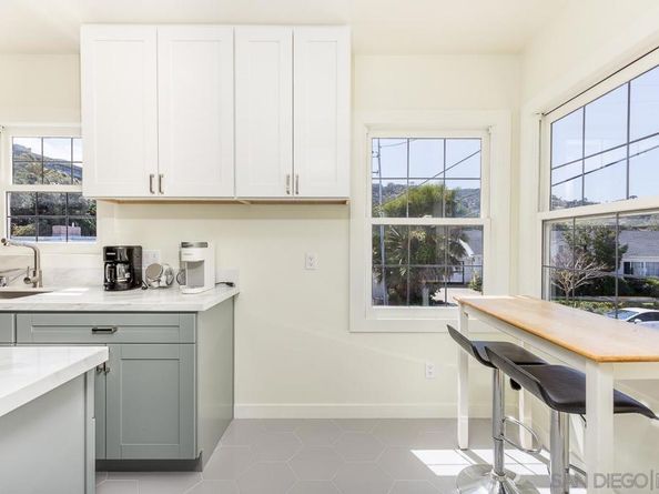 2134 36 Paseo Dorado, La Jolla CA 92037