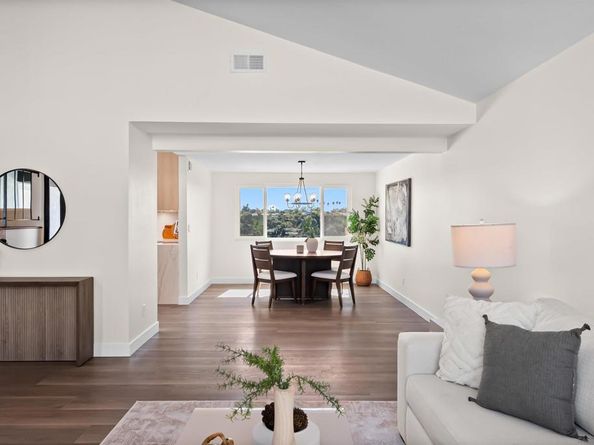 6174 Syracuse, San Diego CA 92122