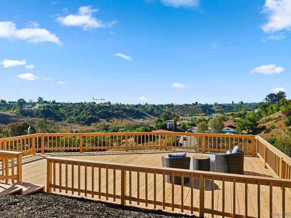 6174 Syracuse, San Diego CA 92122