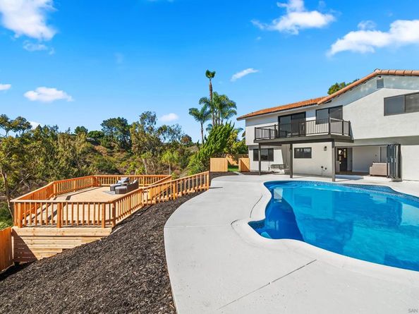 6174 Syracuse, San Diego CA 92122