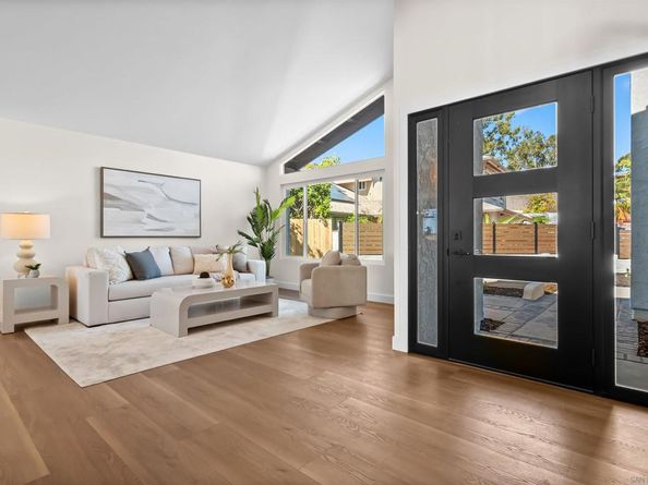 6174 Syracuse, San Diego CA 92122