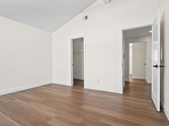 6174 Syracuse, San Diego CA 92122