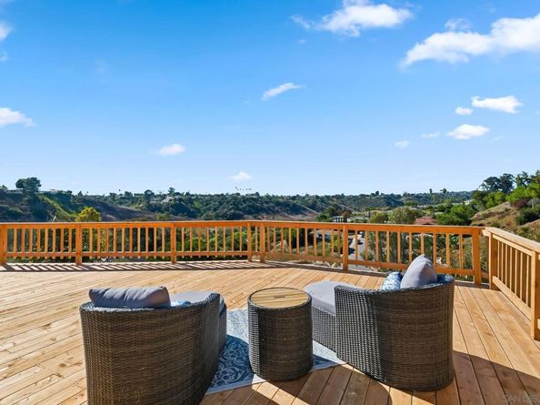 6174 Syracuse, San Diego CA 92122