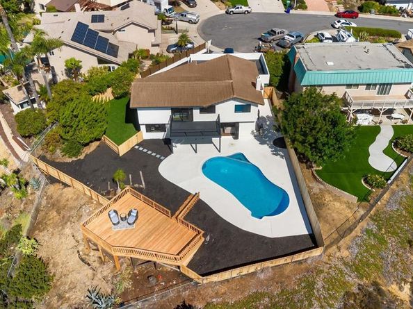6174 Syracuse, San Diego CA 92122