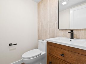6174 Syracuse, San Diego CA 92122