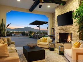 15473 Tanner Ridge Rd, San Diego CA 92127